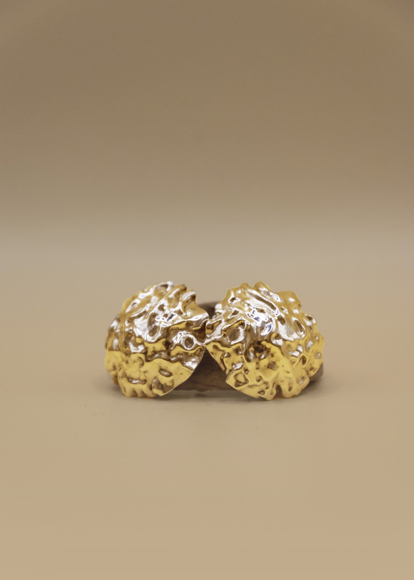 boucles d'oreilles noix dorés Lyria Mont