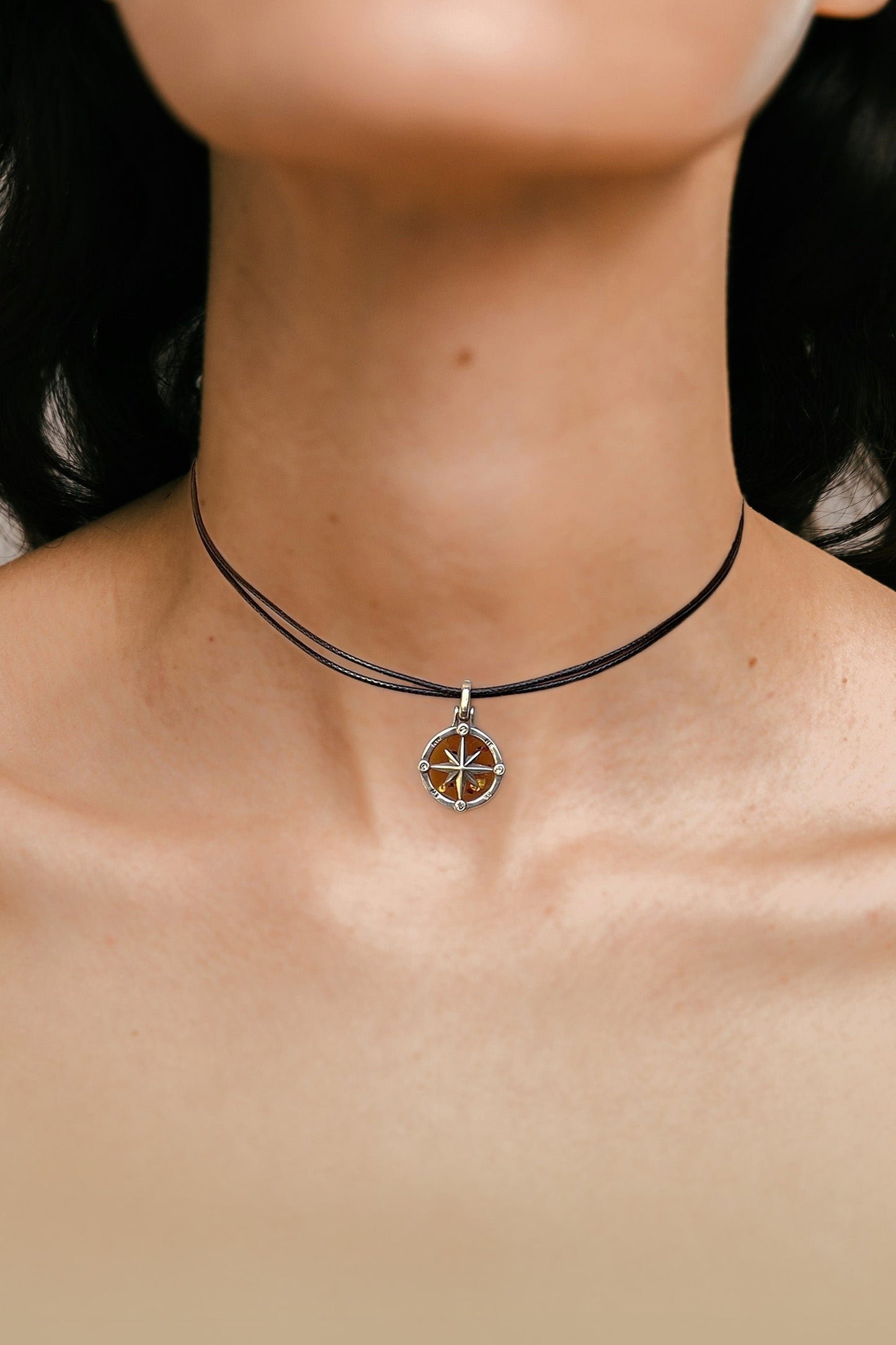 collier rose des vents Lyria Mont