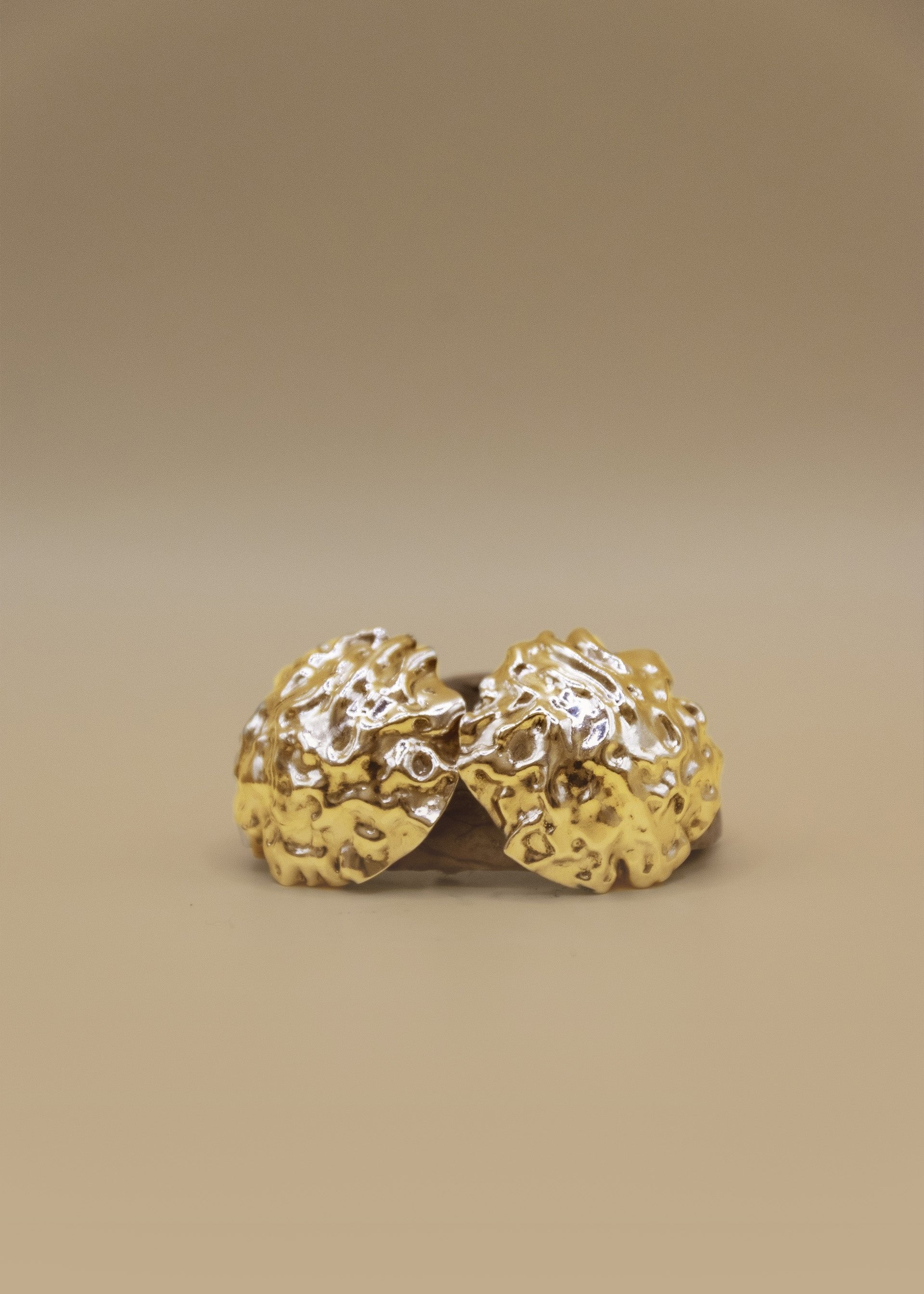 boucles d'oreilles noix dorés Lyria Mont