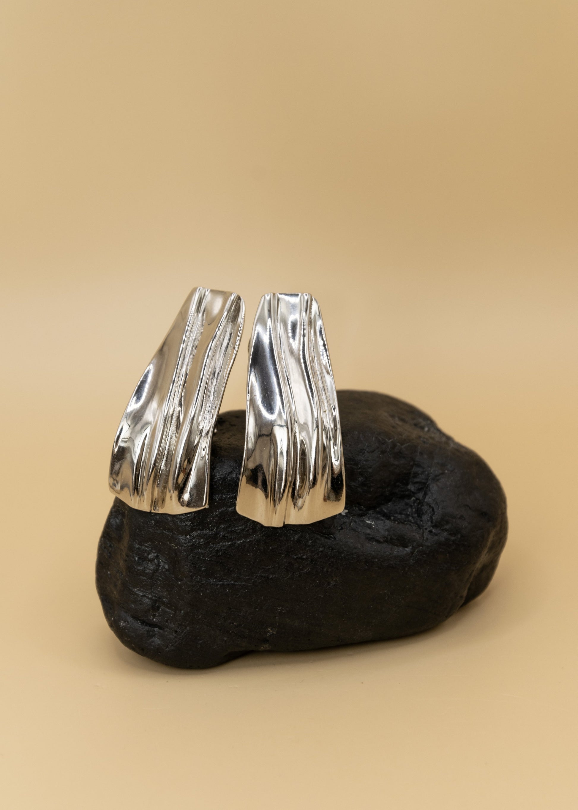 boucles d'oreilles froissées Lyria Mont