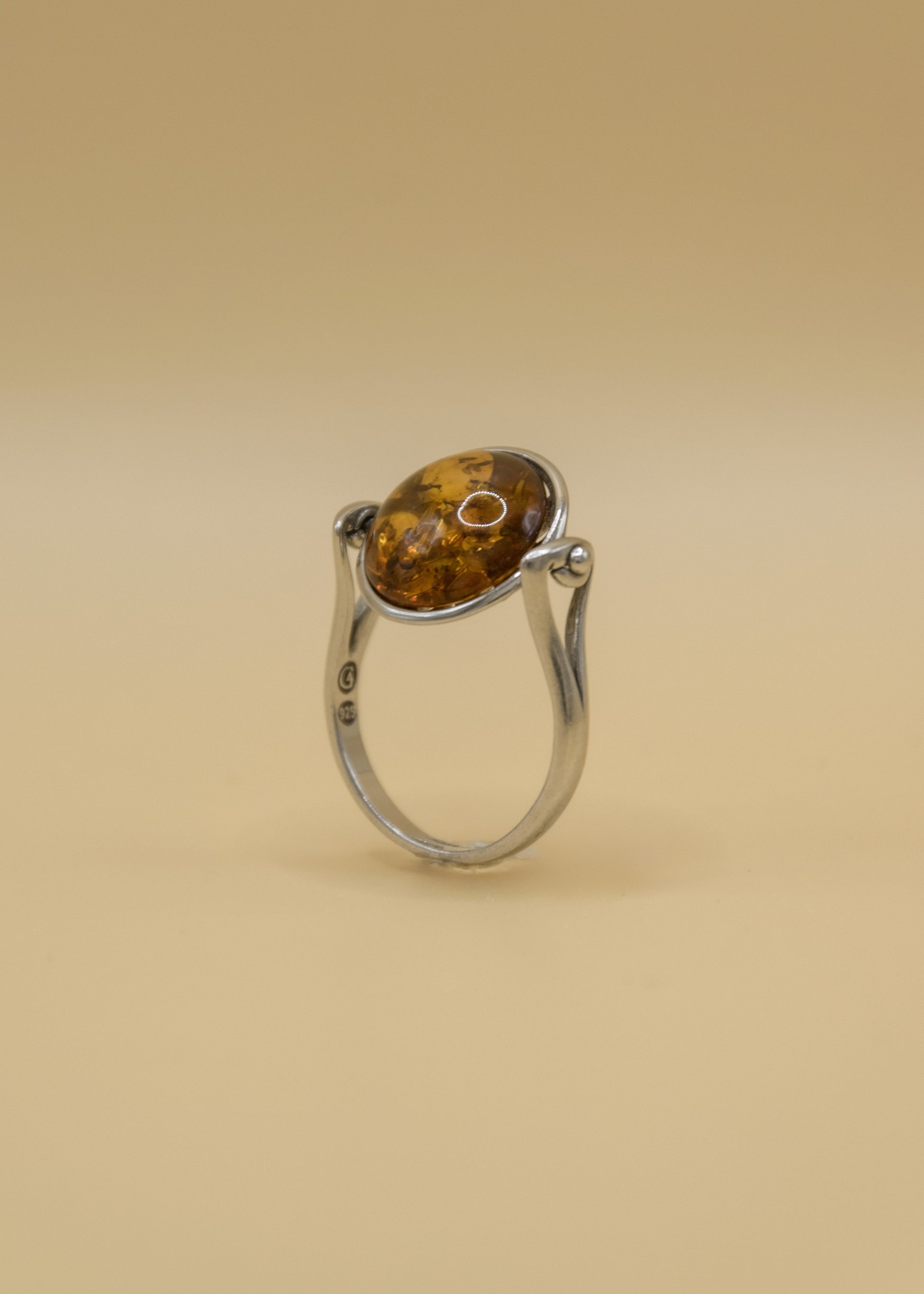 bague rotative argent et ambre